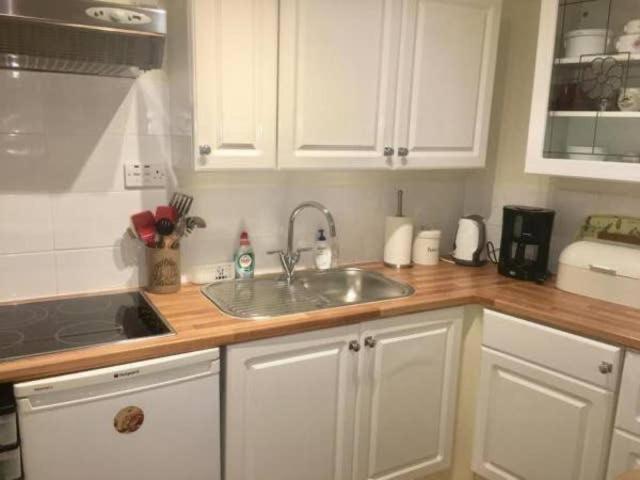 Twostones Self Catering Cottage Арочар Екстериор снимка